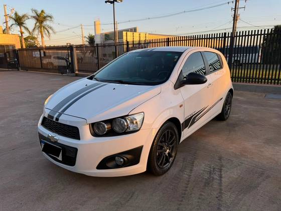 CHEVROLET SONIC 1.6 LTZ EFFECT 16V FLEX 4P AUTOMÁTICO CHEVROLET SONIC 1.6 LTZ EFFECT 16V FLEX 4P AUTOMÁTICO